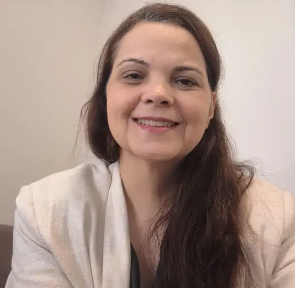 Foto de Márcia Campos, docente do IBT Psicanálise