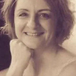 Silvia Carbone, equipe do IBT Psicanálise
